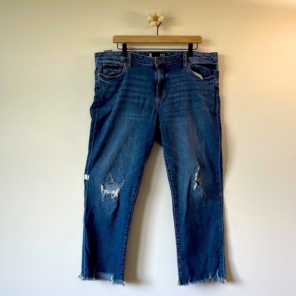 Kut from the Kloth Medium Wash Boyfriend Jeans